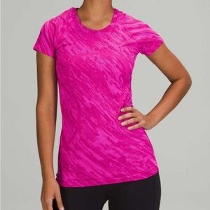 Lululemon Swiftly short sleeve